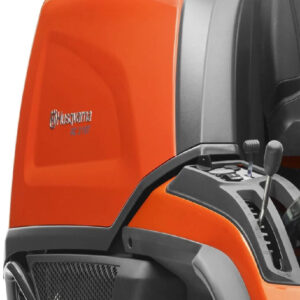 Alternative view of Husqvarna RC 318T – ohne Mähdeck – Modell 2025